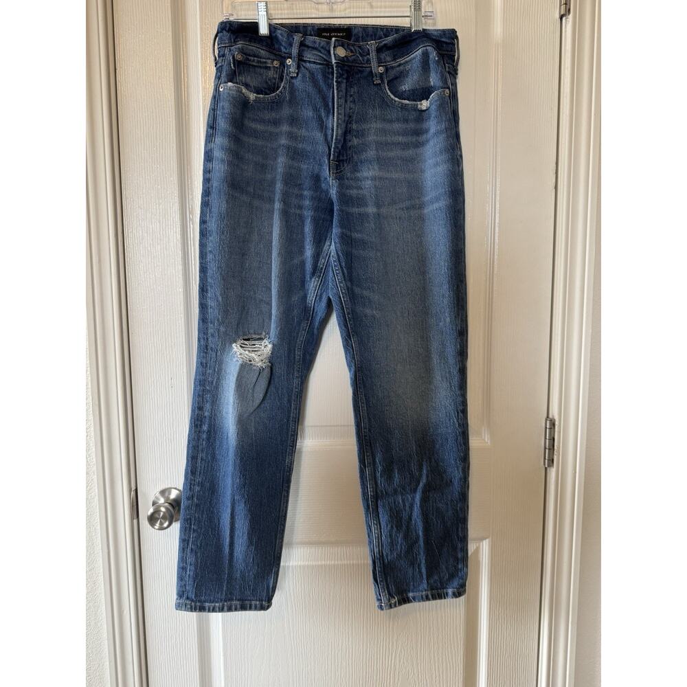 Free Assembly high-rise straight-leg jeans medium wash, distressing cropped 10 - Picture 3 of 8
